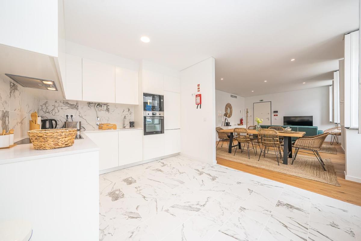 Apartamento Situado Na Zona Costeira Da Cidade 세투발 외부 사진
